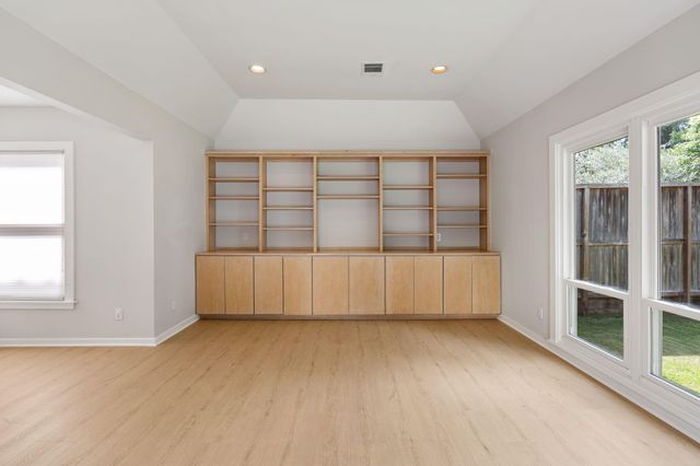 2910 Plumb Street, Houston, TX 77005