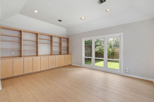 2910 Plumb Street, Houston, TX 77005