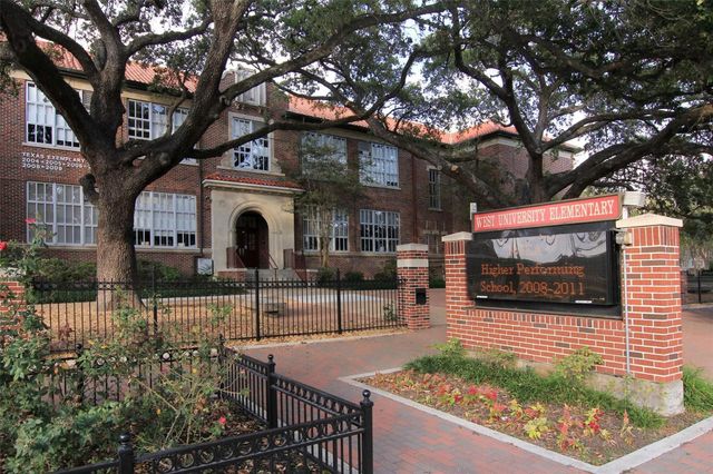 2910 Plumb Street, Houston, TX 77005