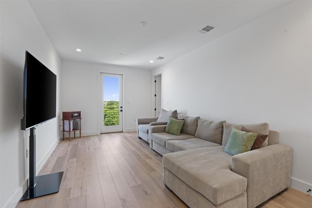 590 Old Mill RD 153, Cedar Park, TX 78613