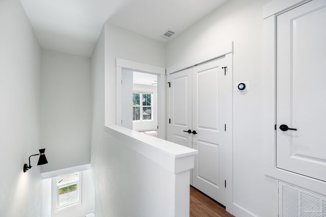 615 N B St, Pensacola, FL 32501