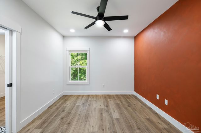 615 N B St, Pensacola, FL 32501