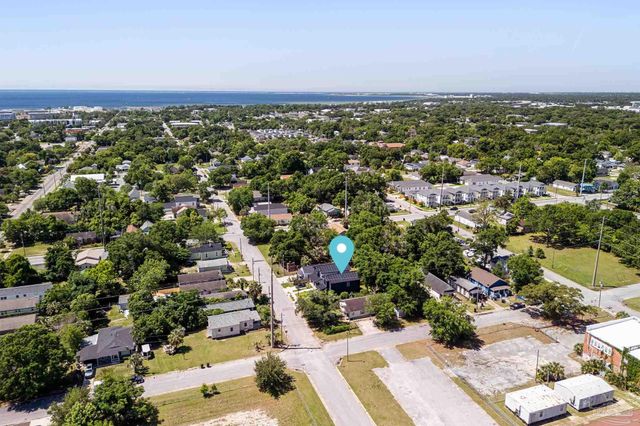 615 N B St, Pensacola, FL 32501