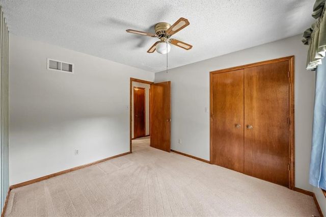 725 Laurel Avenue, Liberty, MO 64068