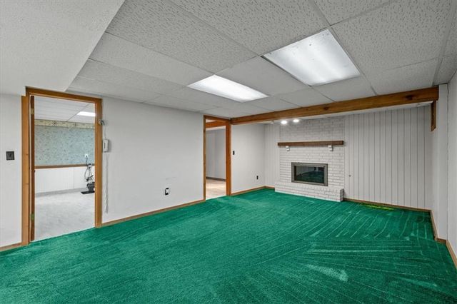 725 Laurel Avenue, Liberty, MO 64068