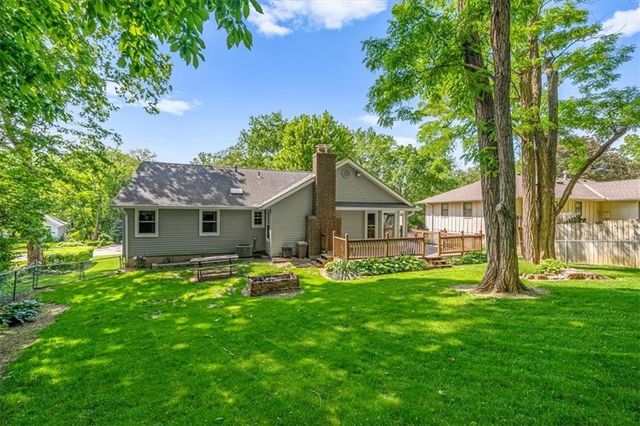 725 Laurel Avenue, Liberty, MO 64068