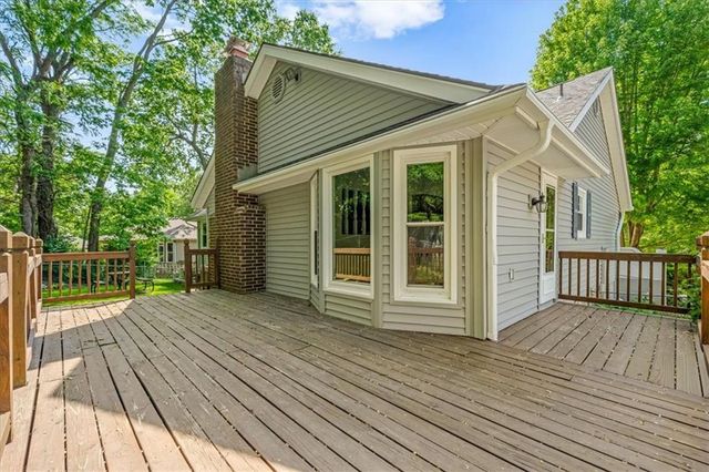 725 Laurel Avenue, Liberty, MO 64068