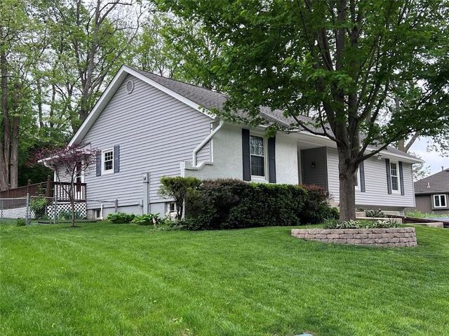 725 Laurel Avenue, Liberty, MO 64068