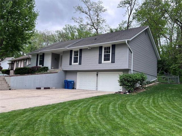 725 Laurel Avenue, Liberty, MO 64068