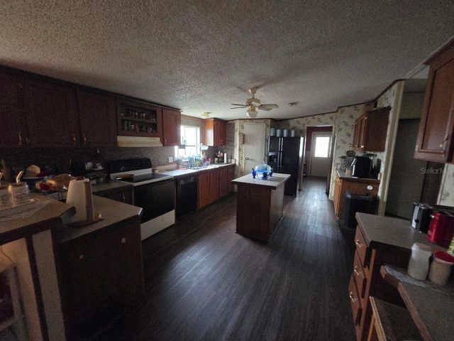 8323 FANTASIA PARK WAY, Riverview, FL 33578