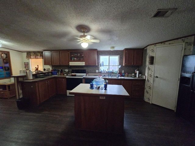 8323 FANTASIA PARK WAY, Riverview, FL 33578