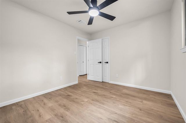 35 E Bigelow Oak Court Court, The Woodlands, TX 77381