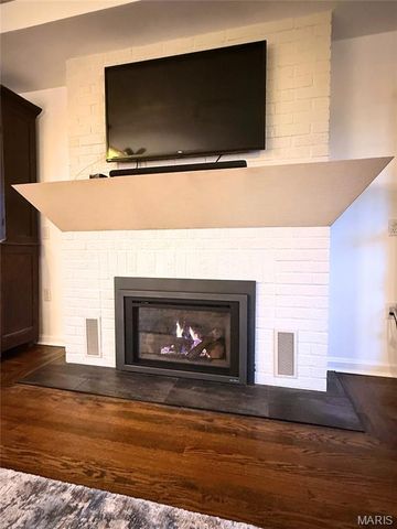 9537 Herpel Lane, Green Park, MO 63123