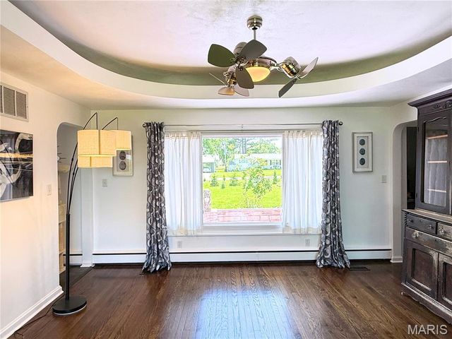 9537 Herpel Lane, Green Park, MO 63123