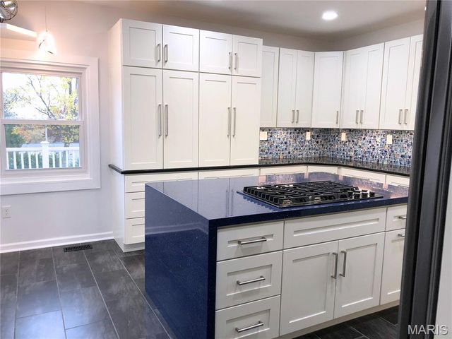 9537 Herpel Lane, Green Park, MO 63123