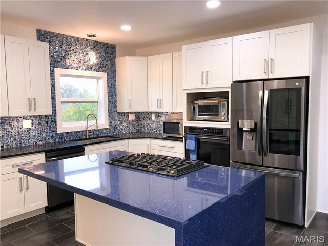 9537 Herpel Lane, Green Park, MO 63123