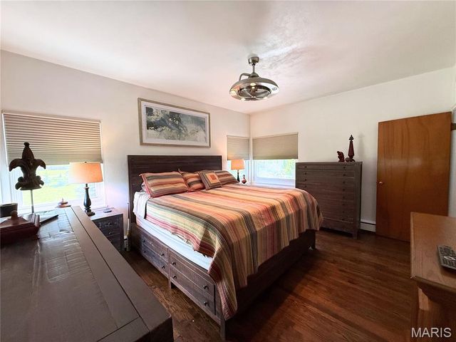 9537 Herpel Lane, Green Park, MO 63123