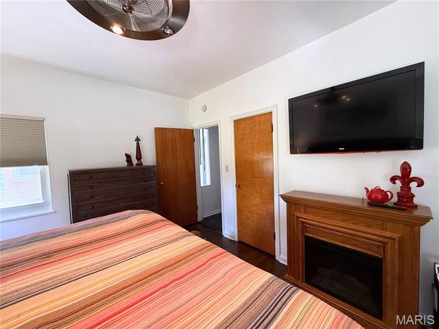 9537 Herpel Lane, Green Park, MO 63123