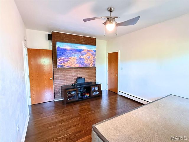 9537 Herpel Lane, Green Park, MO 63123