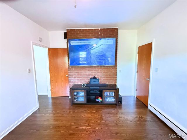 9537 Herpel Lane, Green Park, MO 63123