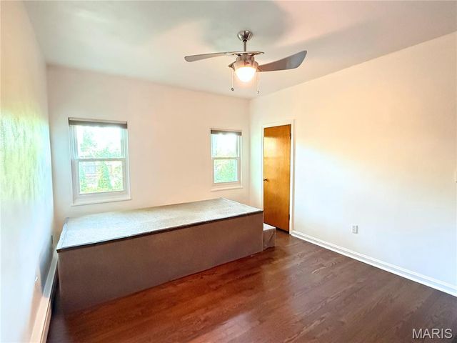 9537 Herpel Lane, Green Park, MO 63123