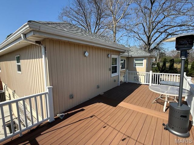 9537 Herpel Lane, Green Park, MO 63123