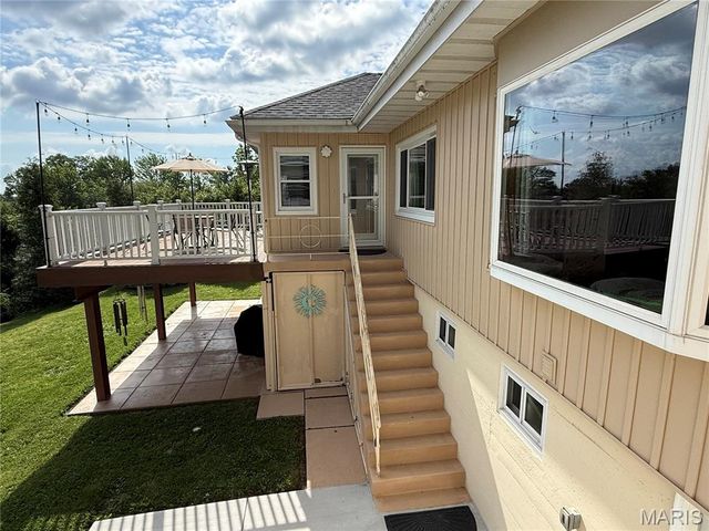 9537 Herpel Lane, Green Park, MO 63123
