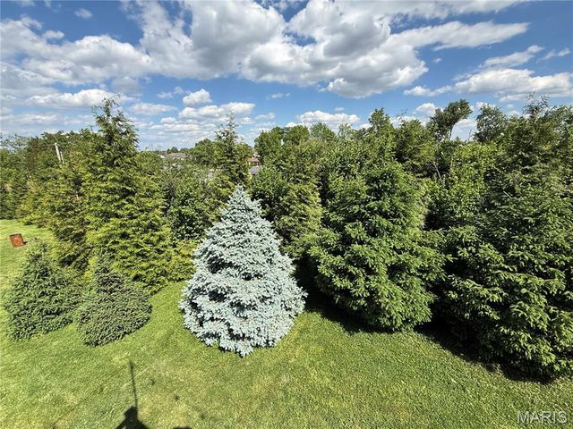 9537 Herpel Lane, Green Park, MO 63123