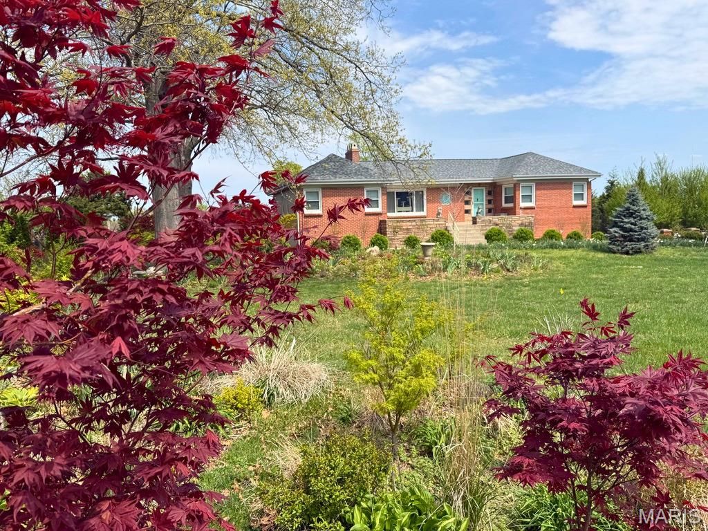 9537 Herpel Lane, Green Park, MO 63123
