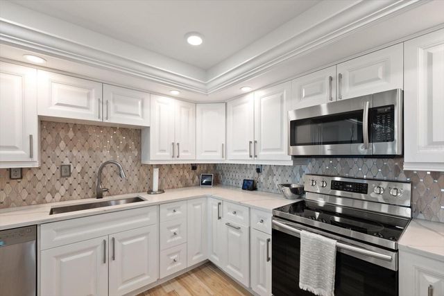 17920 GULF BOULEVARD 1901, Redington Shores, FL 33708