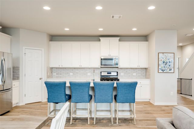 11813 Caithness WAY, Austin, TX 78754