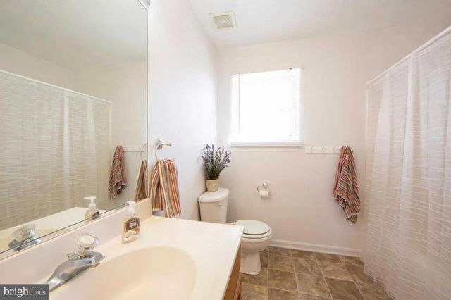 511 RIDGEFIELD AVE, Stephens City, VA 22655