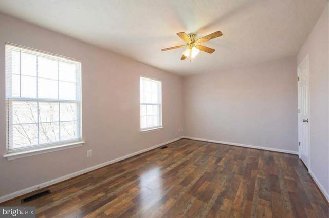 511 RIDGEFIELD AVE, Stephens City, VA 22655