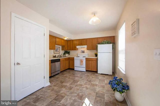 511 RIDGEFIELD AVE, Stephens City, VA 22655
