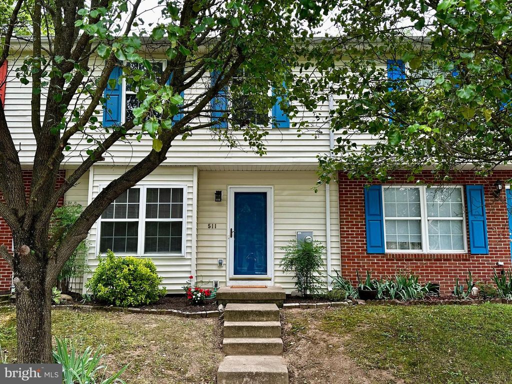 511 RIDGEFIELD AVE, Stephens City, VA 22655