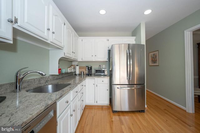 471 CHANDLEE DR, Berwyn, PA 19312
