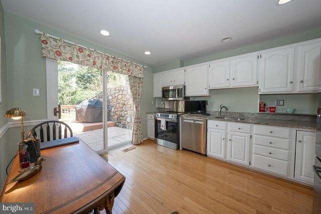 471 CHANDLEE DR, Berwyn, PA 19312