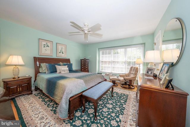 471 CHANDLEE DR, Berwyn, PA 19312
