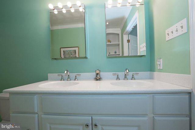 471 CHANDLEE DR, Berwyn, PA 19312