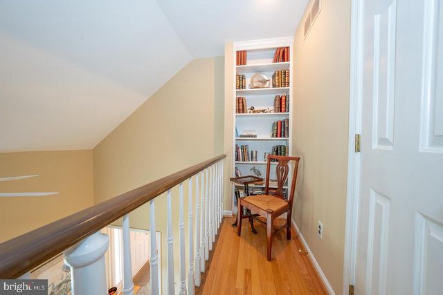 471 CHANDLEE DR, Berwyn, PA 19312