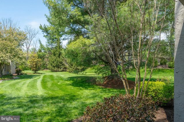 471 CHANDLEE DR, Berwyn, PA 19312
