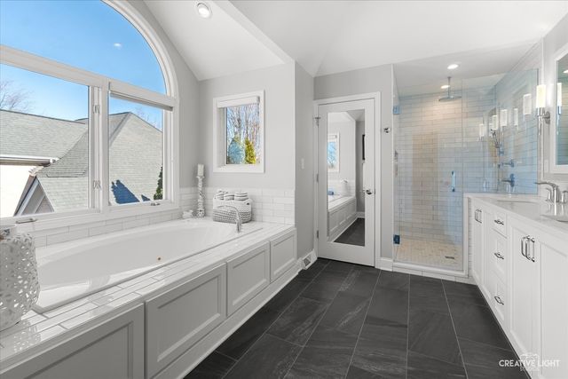 982 Jennifer Court, Sugar Grove, IL 60554