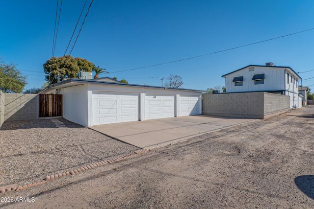 1021 E FAIRMOUNT Avenue, Phoenix, AZ 85014