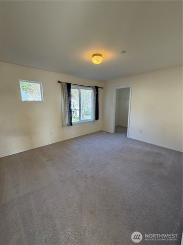 1163 Swan Loop, Dupont, WA 98327