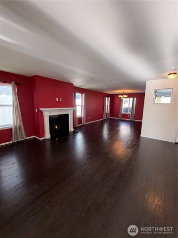 1163 Swan Loop, Dupont, WA 98327