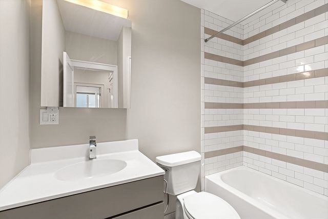 17 Vinton Street PH5, Boston, MA 02127