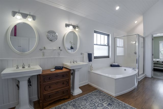 433 Stone Mountain Court, Cresson, TX 76035