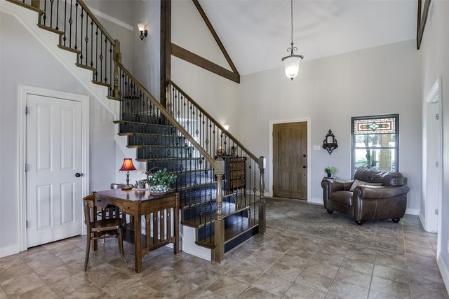 433 Stone Mountain Court, Cresson, TX 76035