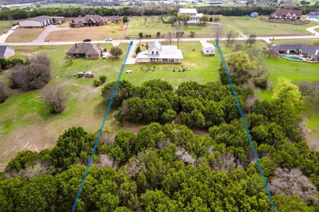 433 Stone Mountain Court, Cresson, TX 76035