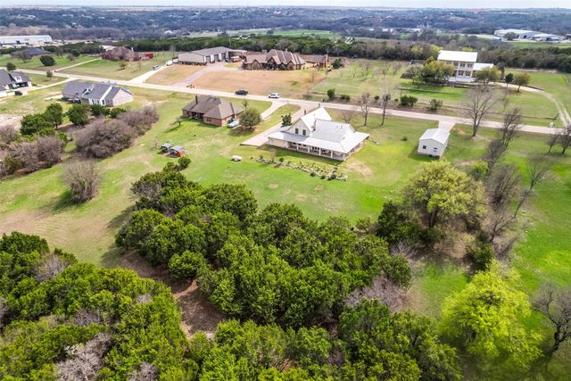 433 Stone Mountain Court, Cresson, TX 76035